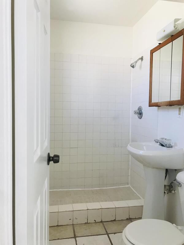 4512 Arlen Ave #B - Photo 2 of 7