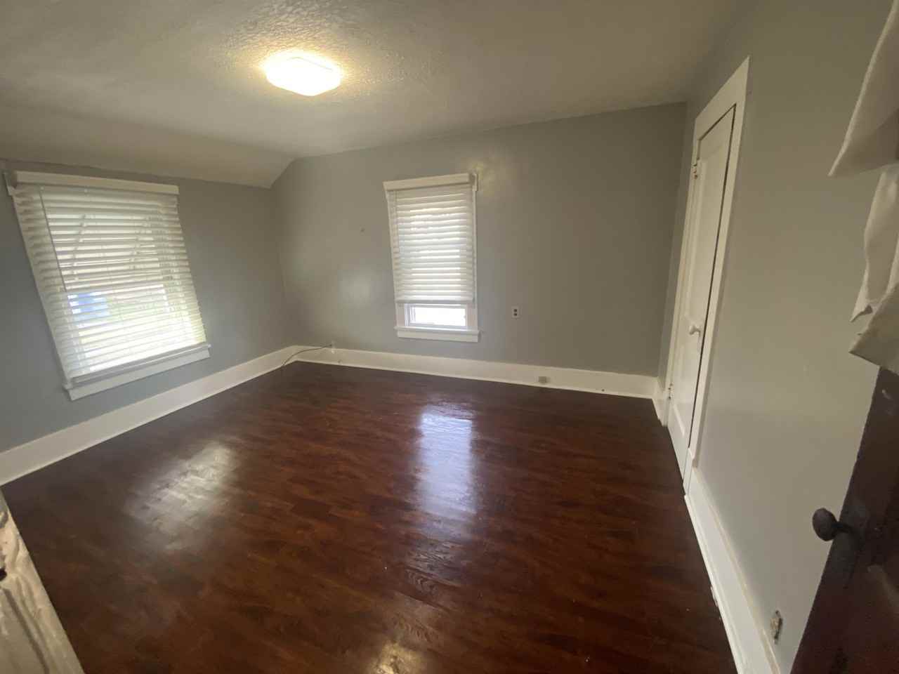 1004 Bedford Ave Sw #1 - Photo 6 of 9