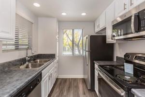 featured image of 850 N Center Ave