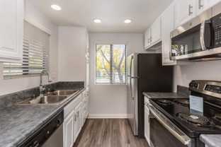 850 N Center Ave - Photo 1 of 1