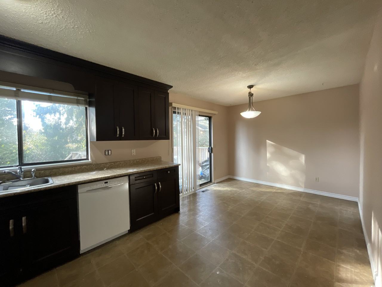 6309 193B Street - Photo 5 of 25