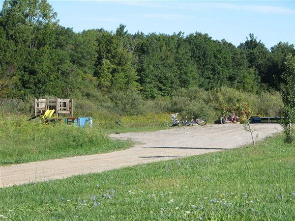 13815 Foley Rd - Photo 3 of 3