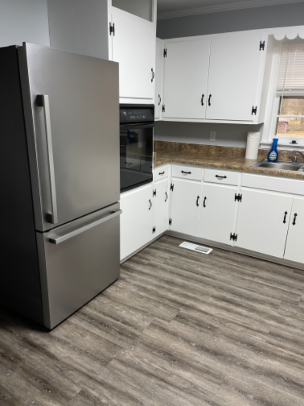 2040 Alpine Dr - Photo 3 of 22