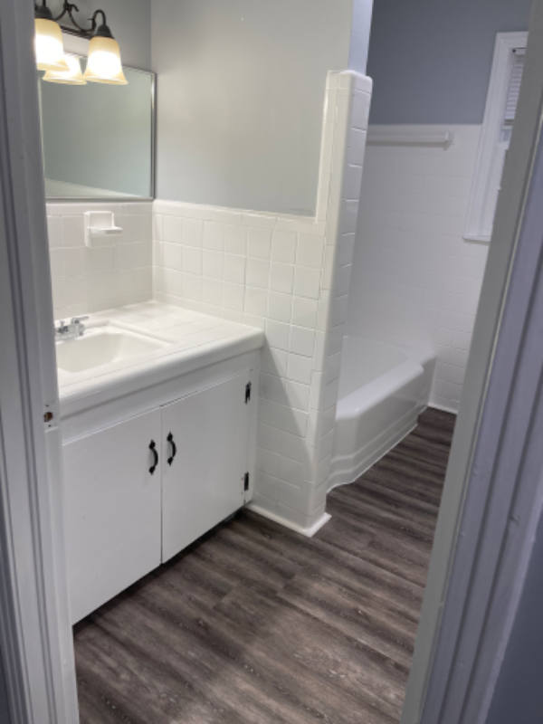 2040 Alpine Dr - Photo 7 of 22