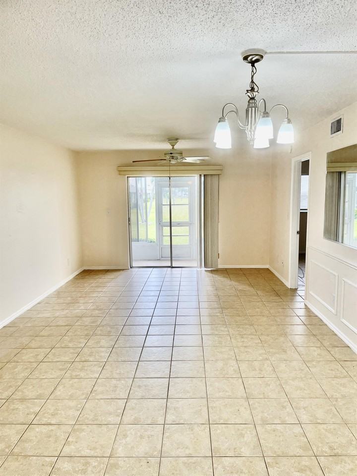 6753 Lake Mcgregor Cir Apt A #1 - Photo 2 of 20