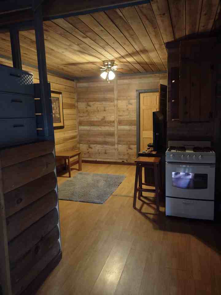 1535 Kimball Rd - Photo 2 of 7