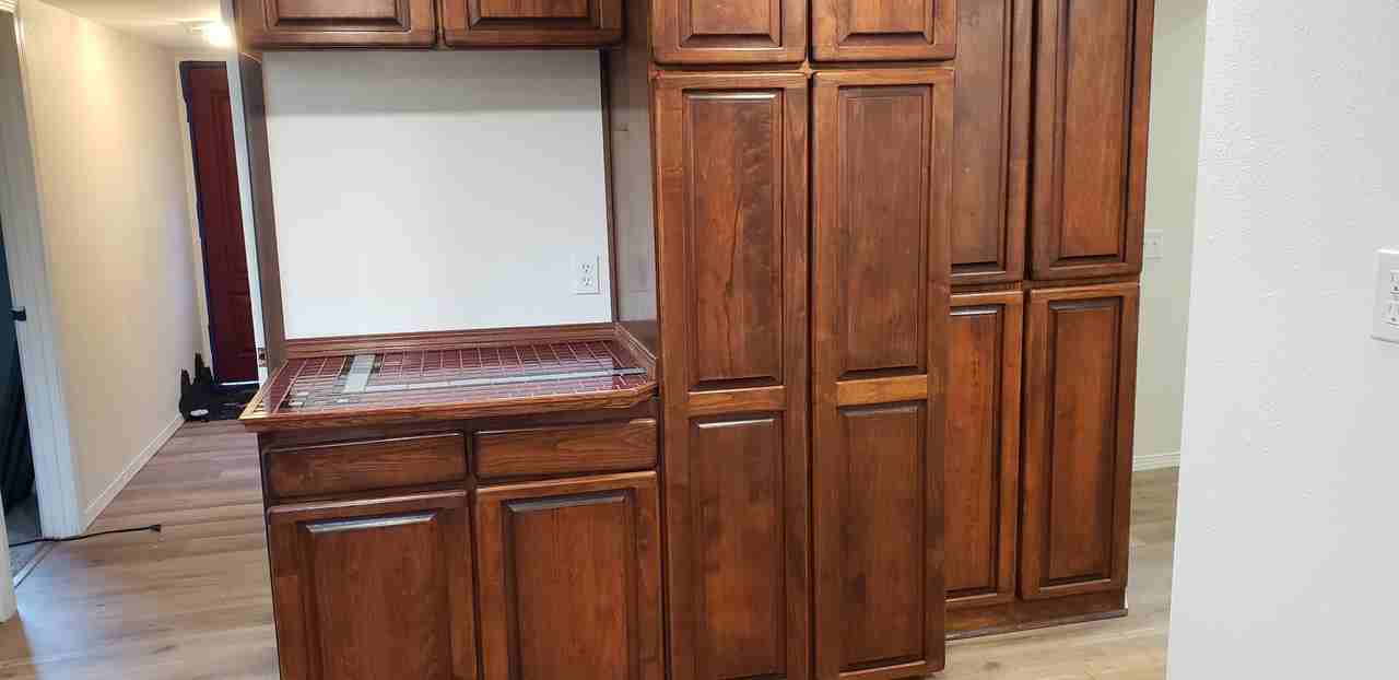 171 Ne Brubaker St - Photo 3 of 8