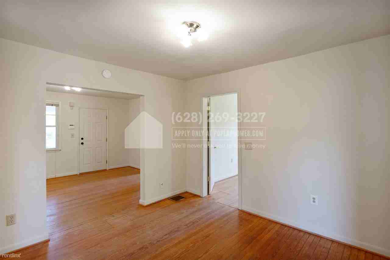 4861 Eastern Ln - Photo 3 of 30