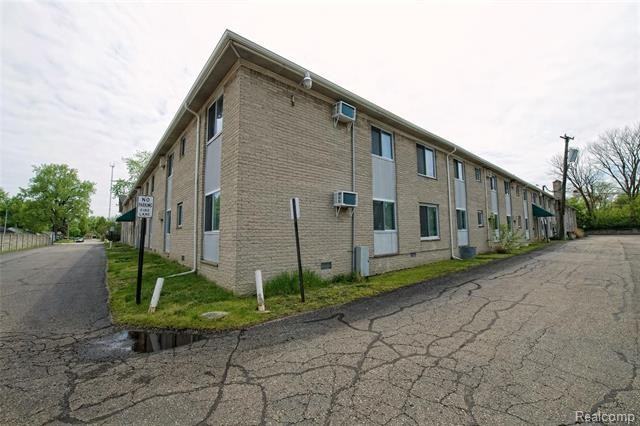 12800 W 9 Mile Rd - Photo 7 of 46