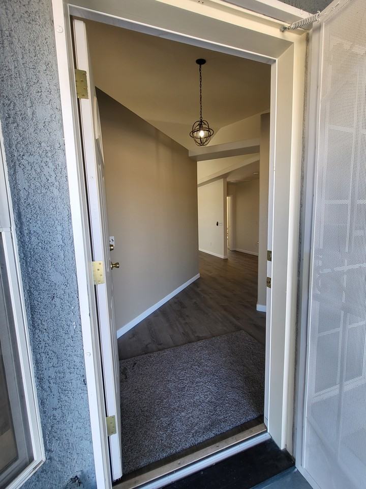 4431 West Betty Avenue - Photo 3 of 43