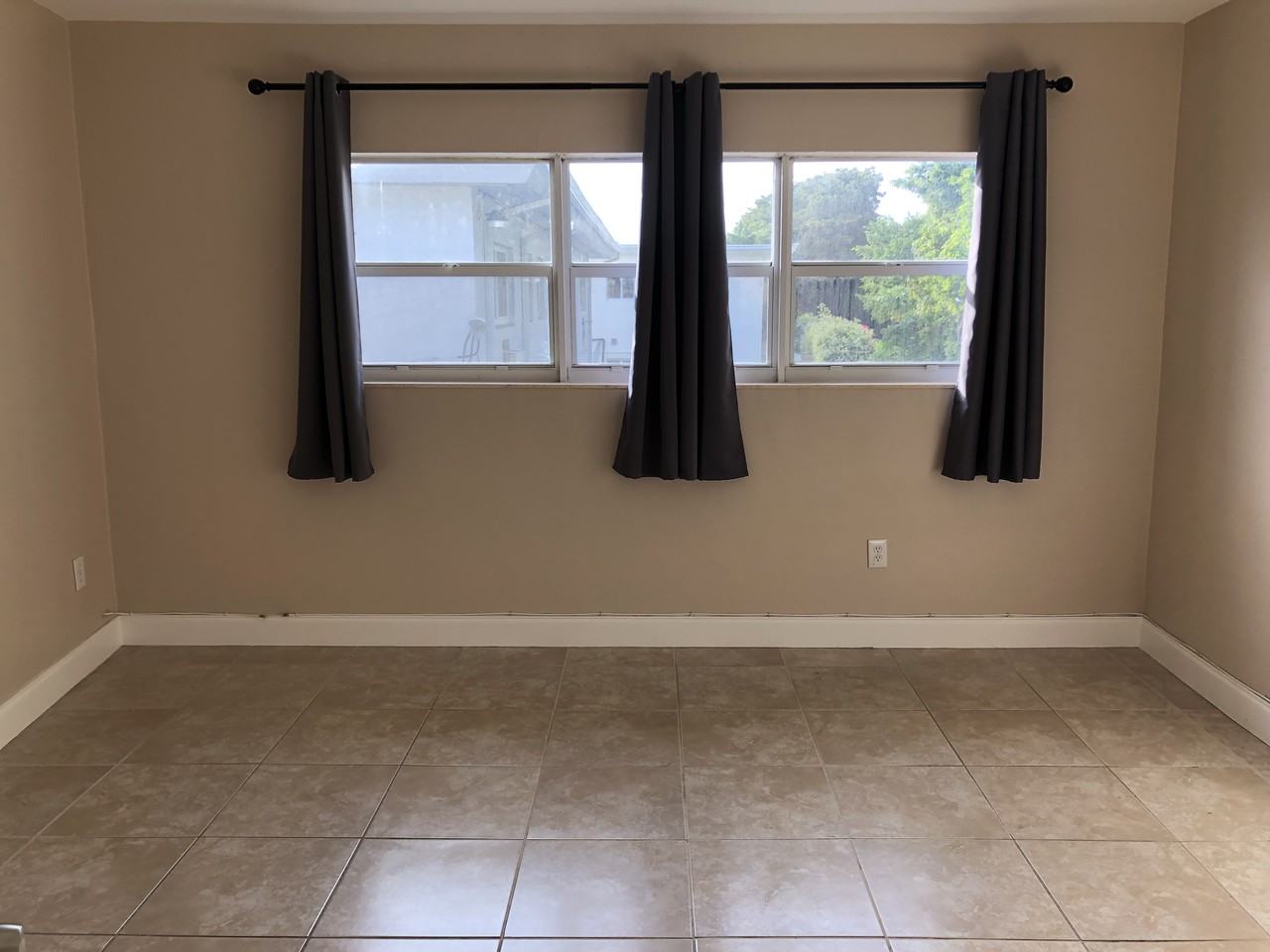 1345 Northeast 105th Street #3 - Photo 6 of 9