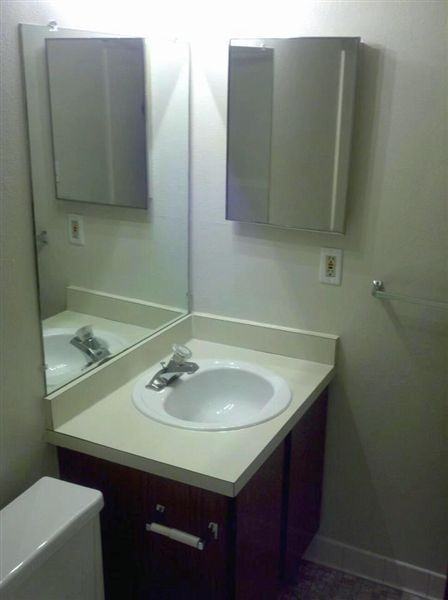 Stoneridge Manor - Photo 3 of 12