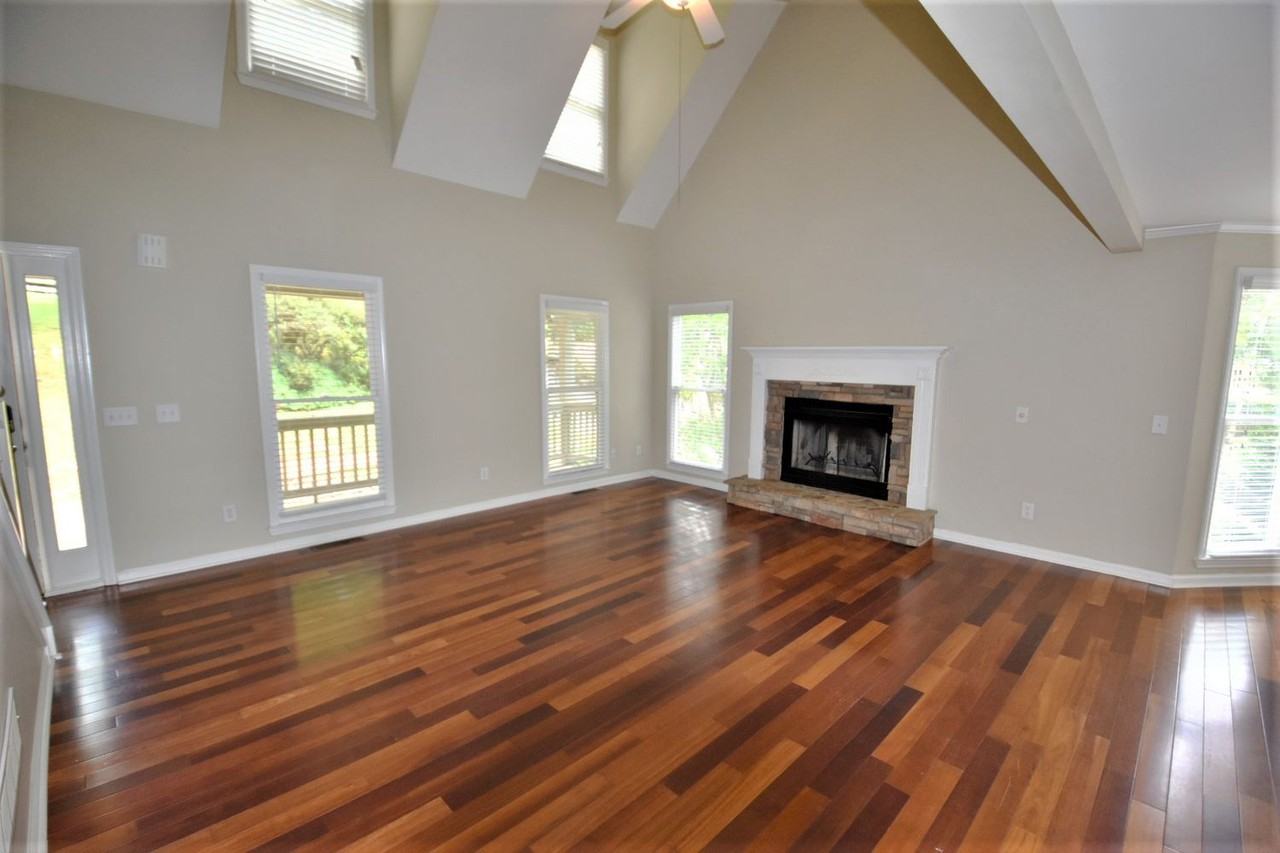 137 Blue Fox Loop - Photo 2 of 11