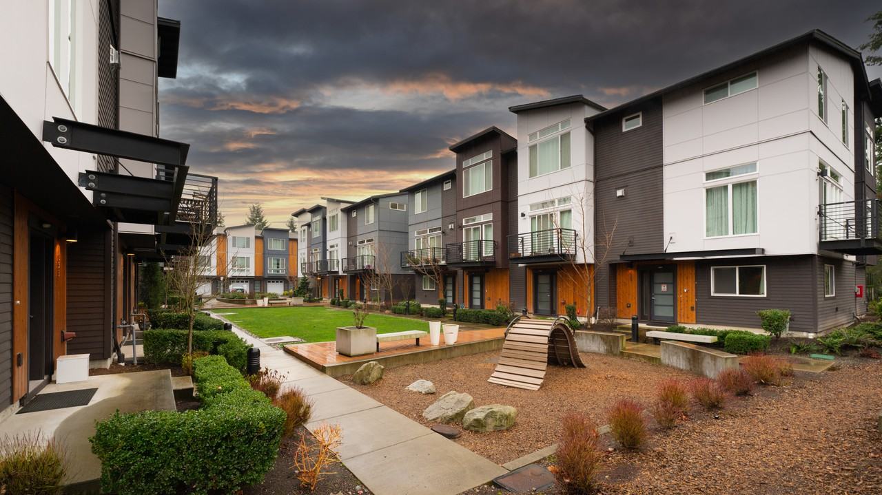 1587 139th Ct Ne #1 - Photo 4 of 41