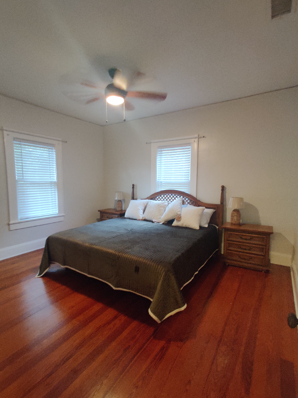 1121 Josephine St - Photo 3 of 7