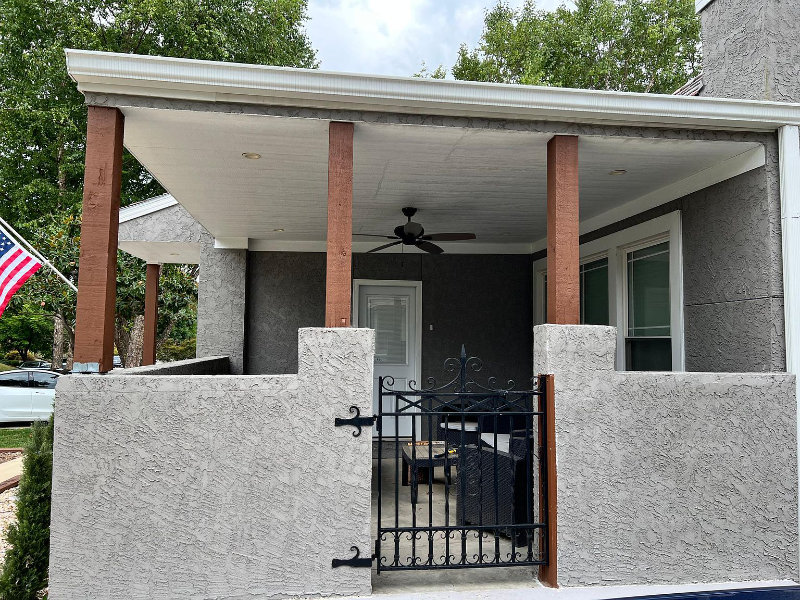 301 E 66th St - Photo 3 of 8