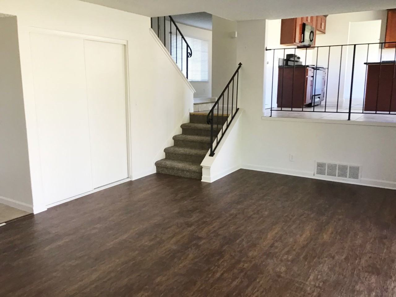 2883 Norcross Dr - Photo 3 of 16