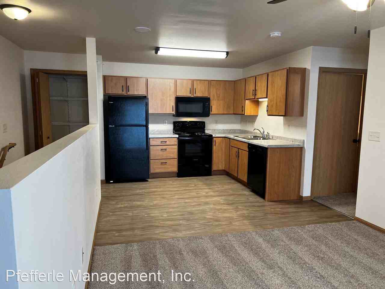 South Ridge Apartments - Photo 2 of 37