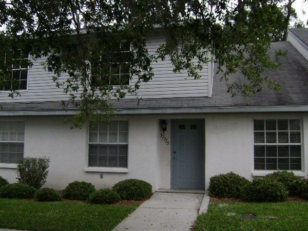 Oak Run Apartments 37703 Oak Run Cir, Zephyrhills, FL 33541 Zumper