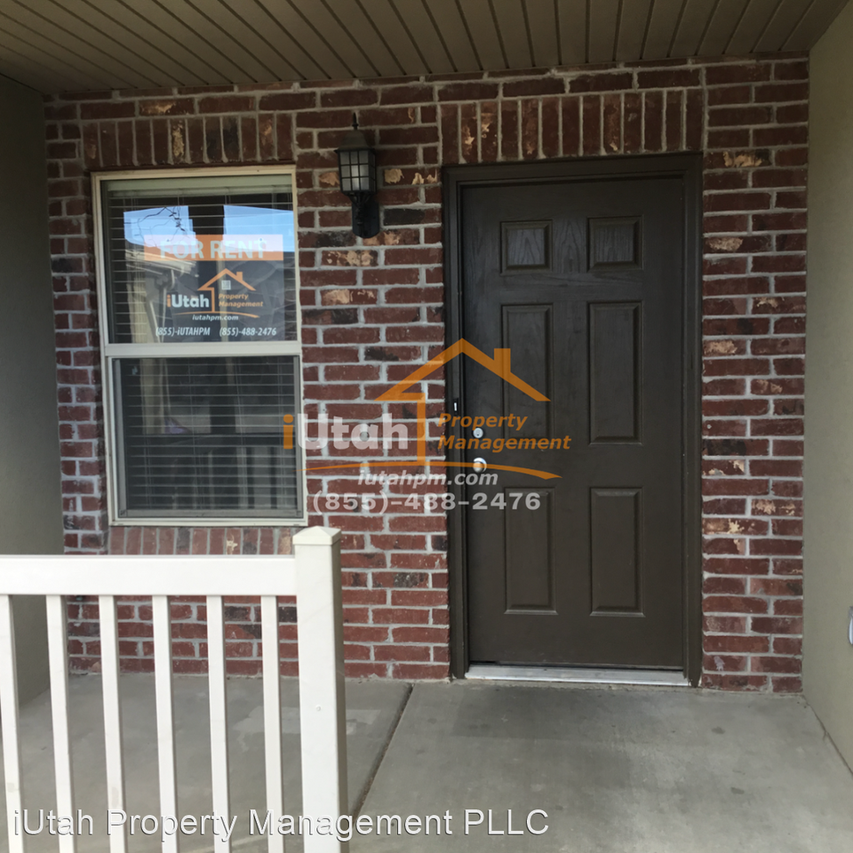 2452 Wellington Ave - Photo 2 of 19