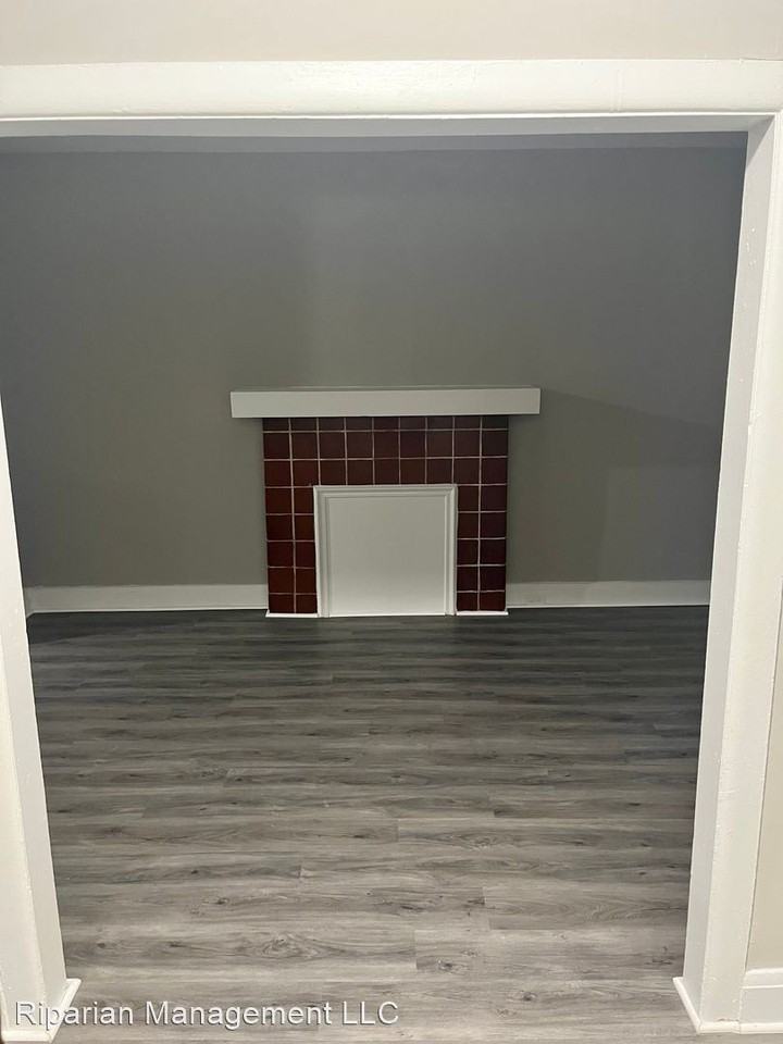 3157 Lyndale Ave - Photo 3 of 21
