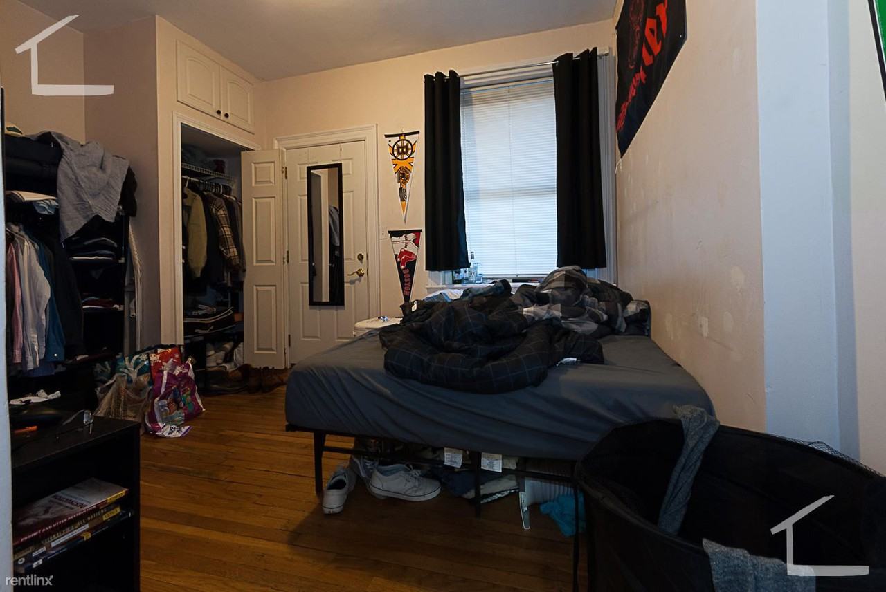 75 Thatcher St - Photo 3 of 8