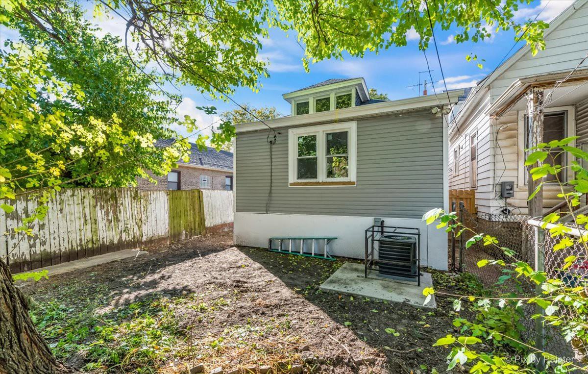 7815 South Langley Avenue #1 - Photo 7 of 10