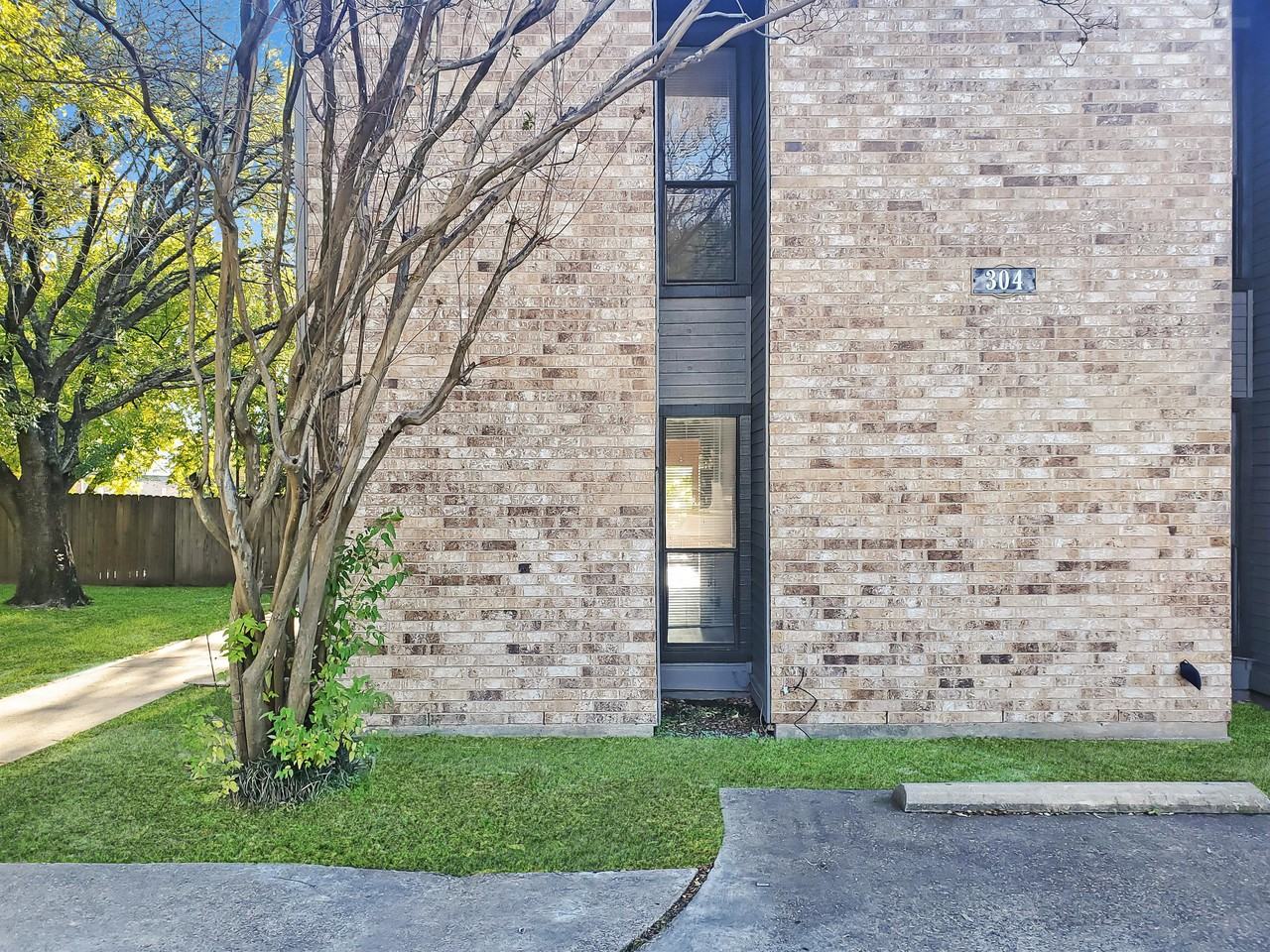 304 Manuel Dr #C - Photo 7 of 8