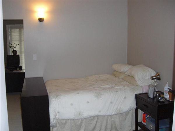 Adorable One Bedroom Apt....Just Take a Look Apartments 1117 N
