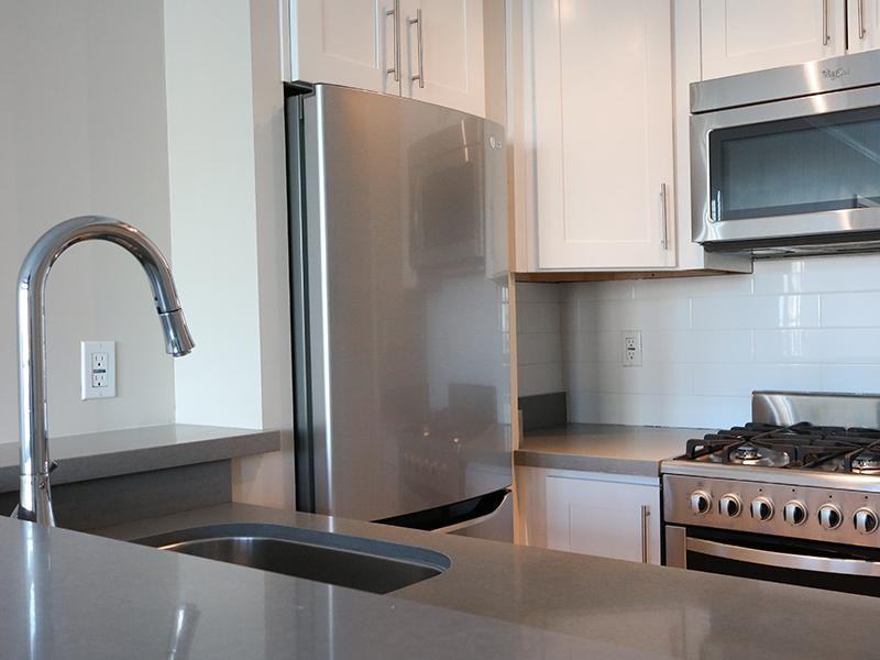 Nob Hill Place - Photo 7 of 35