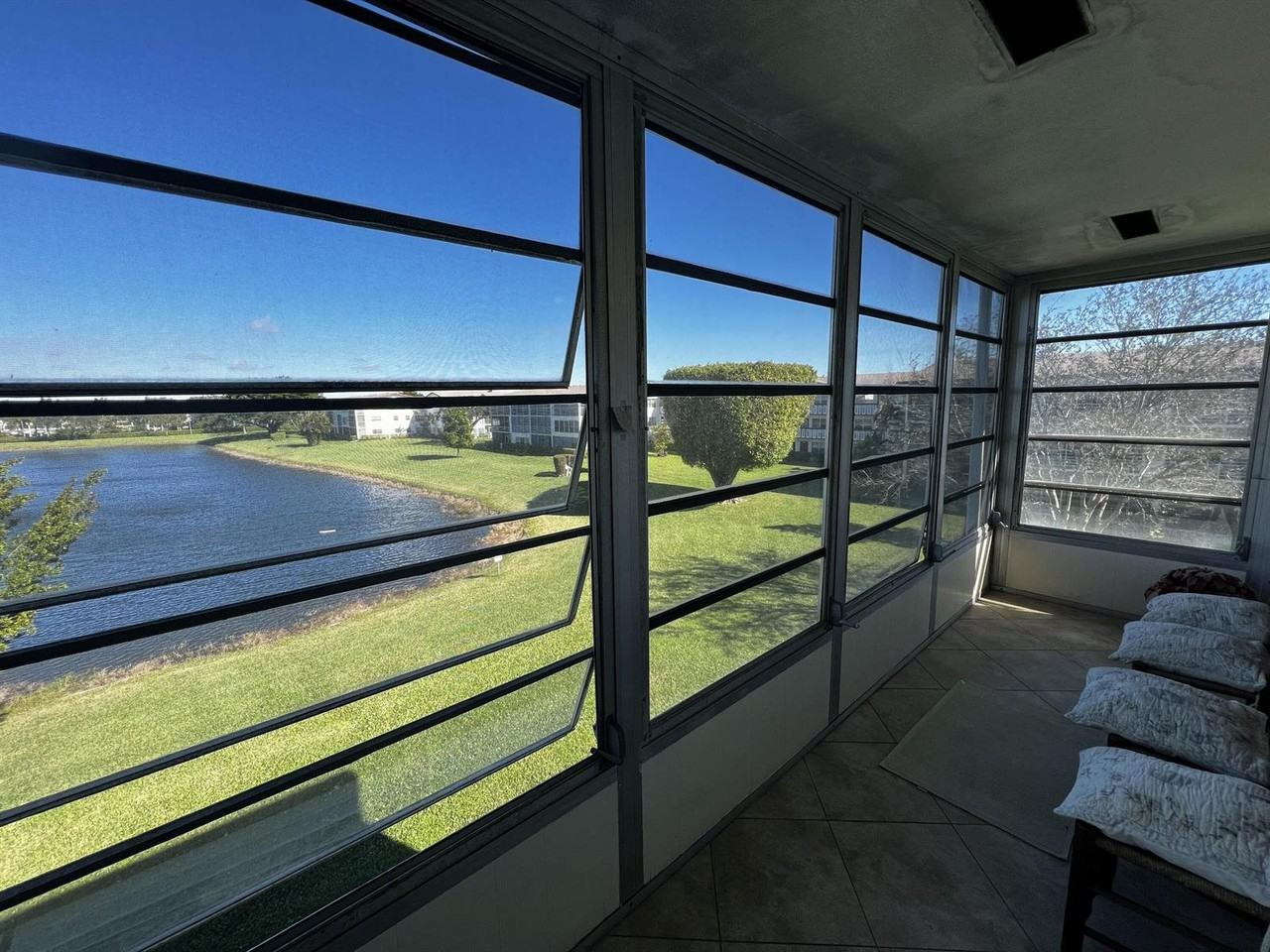 122 Brighton E #C - Photo 2 of 8