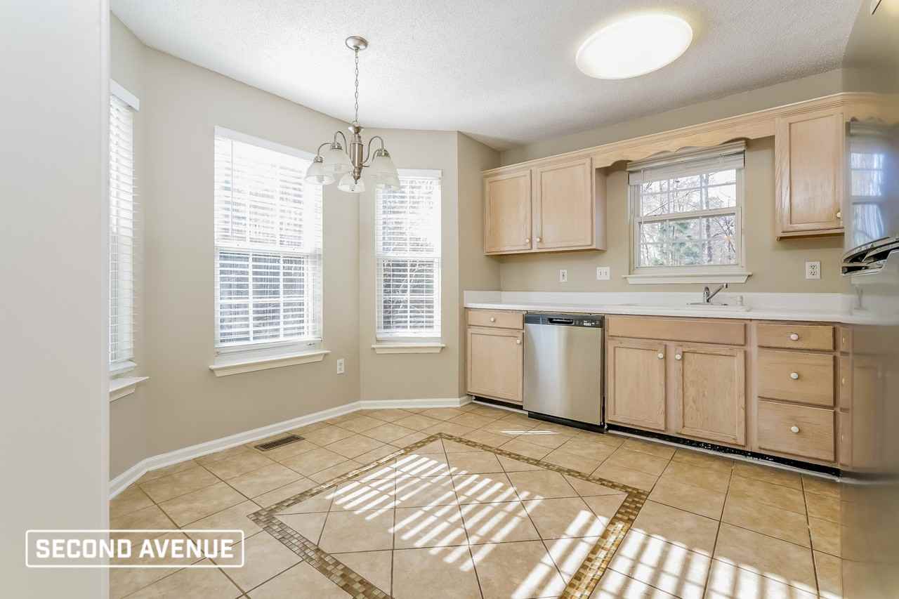 4204 Akins Ridge Ln - Photo 3 of 19