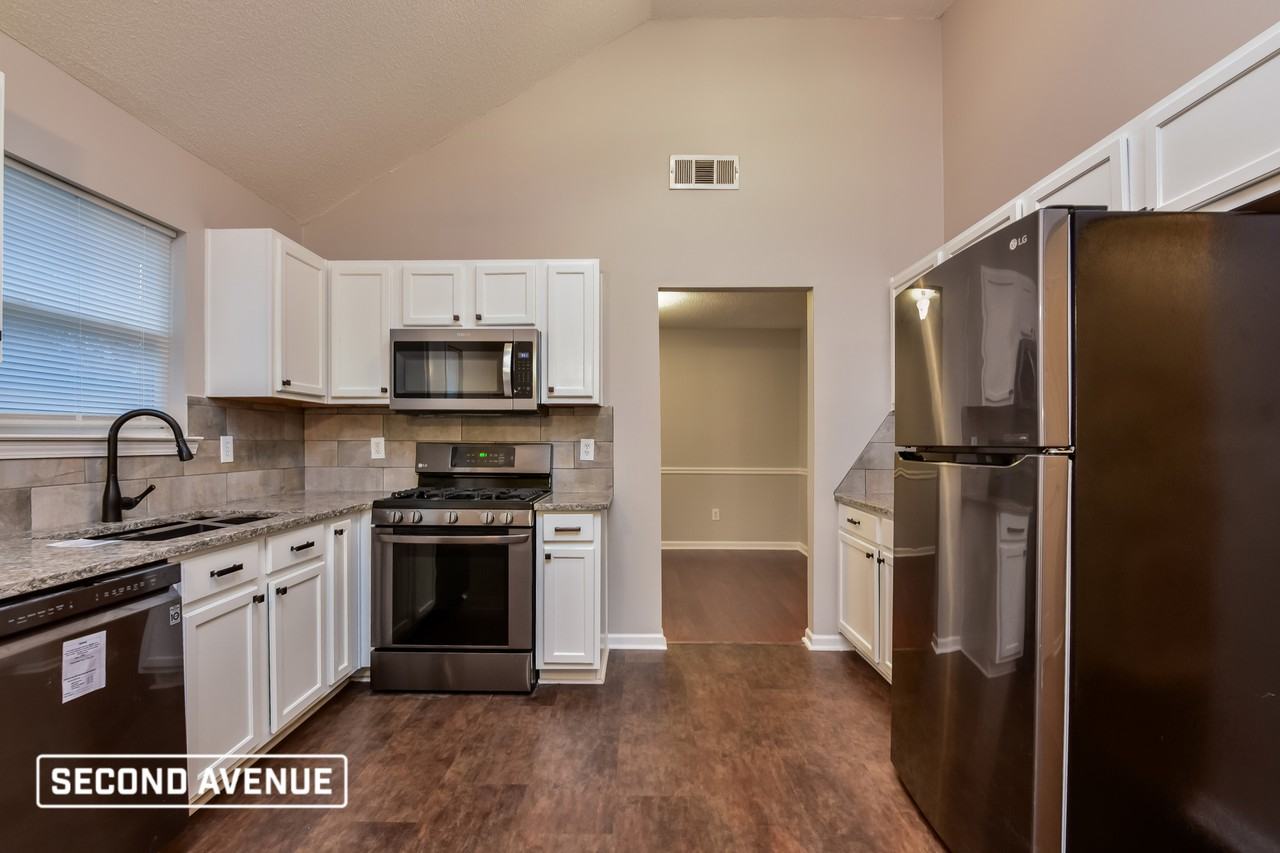 3893 Arabian Way - Photo 2 of 22