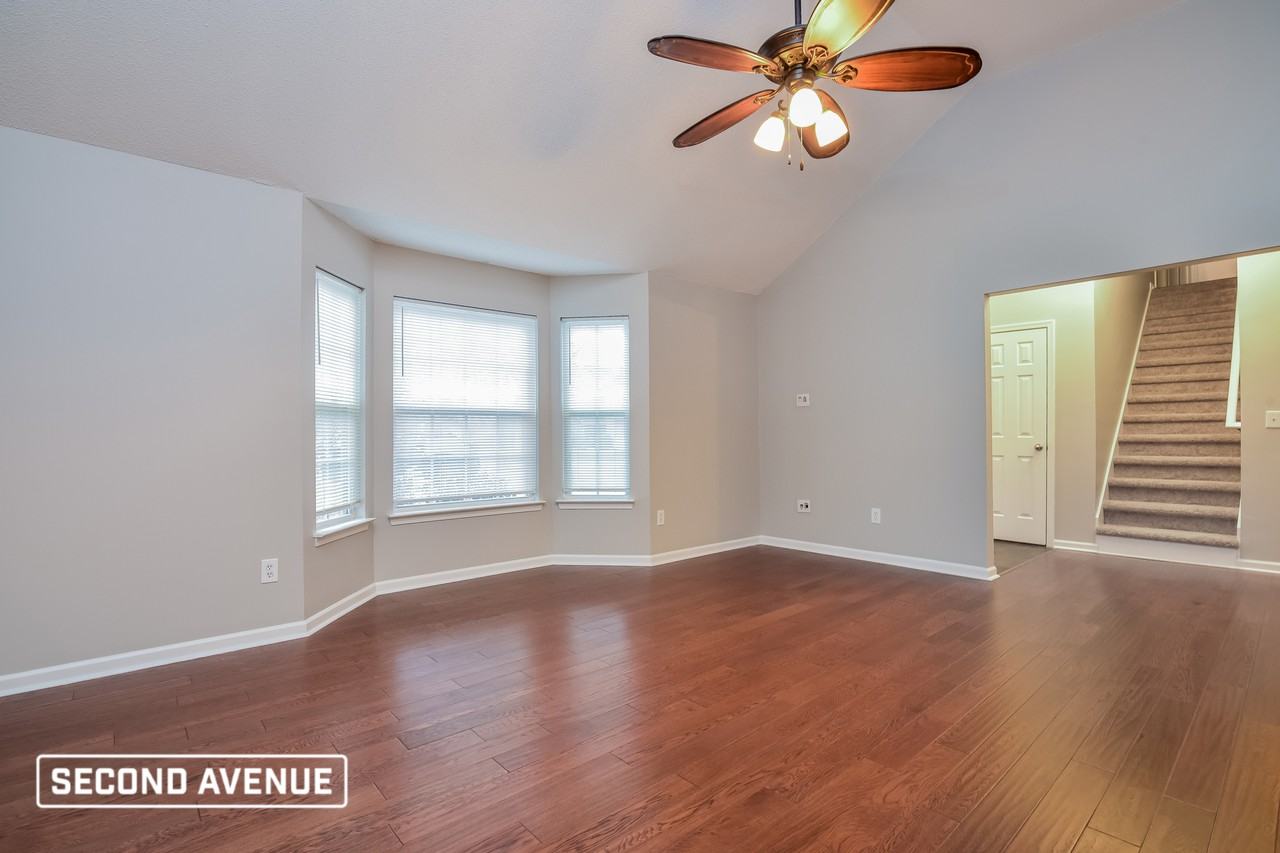 3893 Arabian Way - Photo 7 of 22