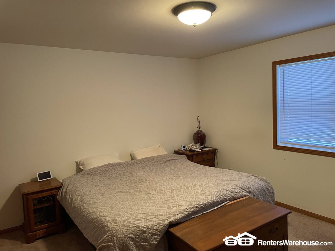 331 E Railroad Ave - Photo 3 of 7