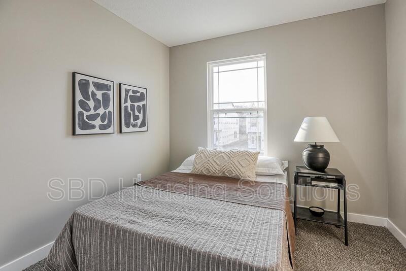 2917 S Harvard Ave - Photo 5 of 9