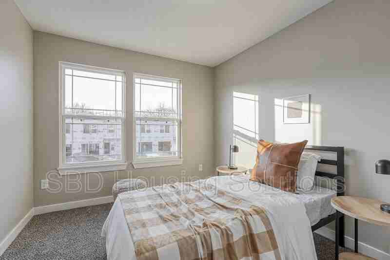 2917 S Harvard Ave - Photo 6 of 9