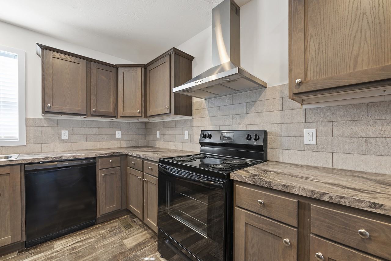 11431 N Lake Dr #94 - Photo 2 of 16