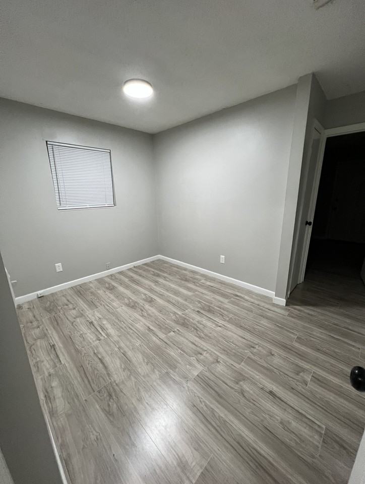 152 Sunrise Lane #152 - Photo 3 of 7