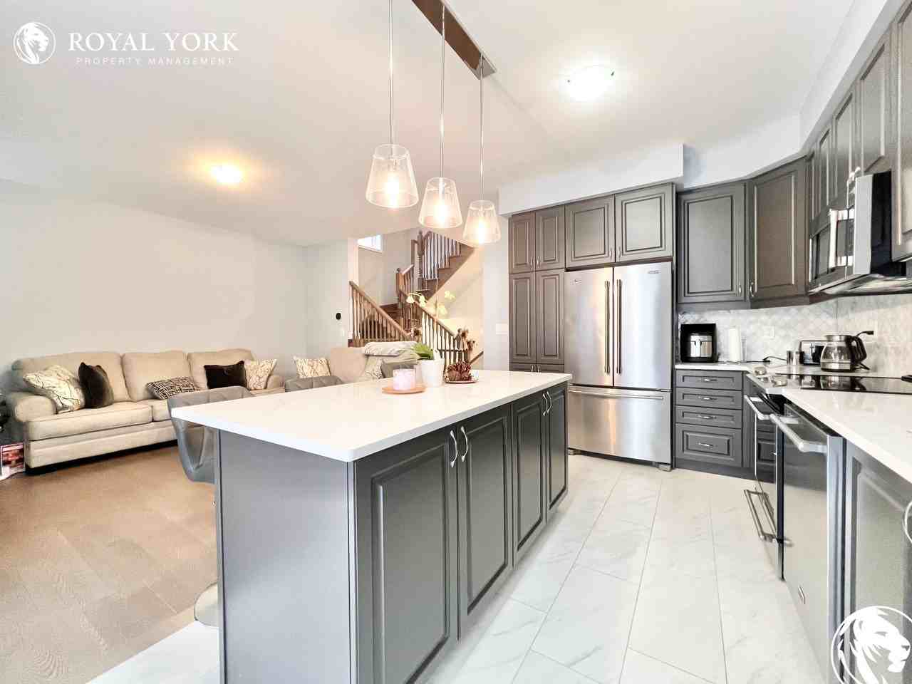 32 Littlebeck Cres - Photo 2 of 31