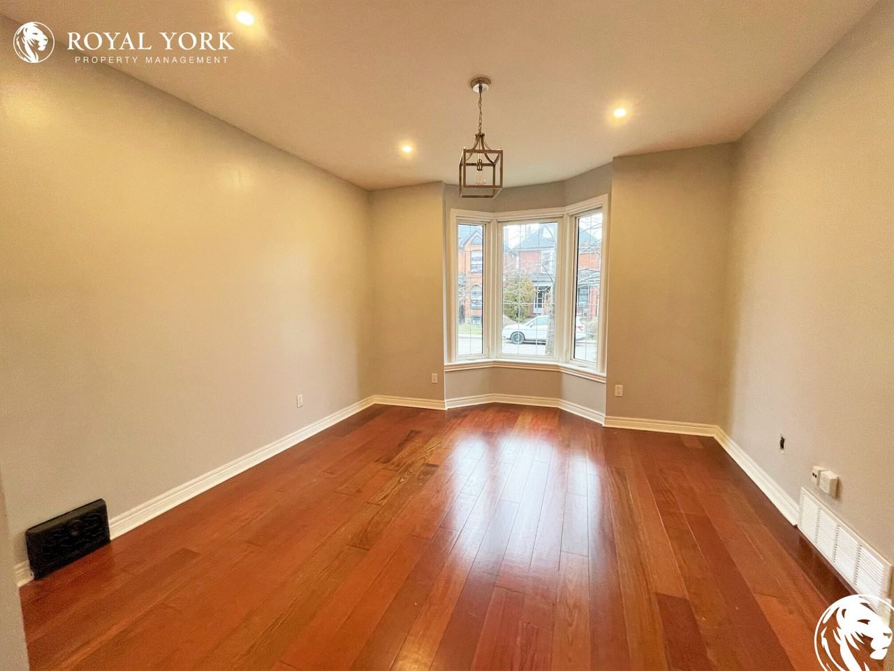 20 Nightingale St - Photo 2 of 29