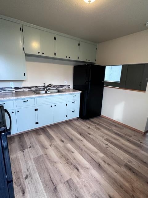 1218 Main St - Photo 4 of 17