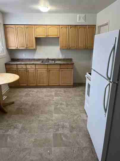 612 Herbert Ave - Photo 3 of 10