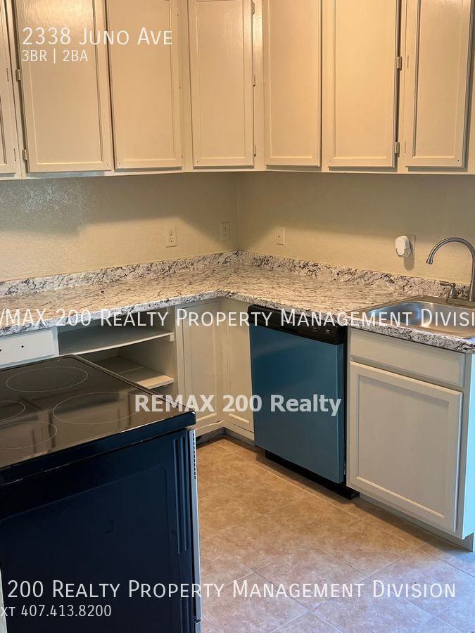 2338 Juno Ave - Photo 3 of 12