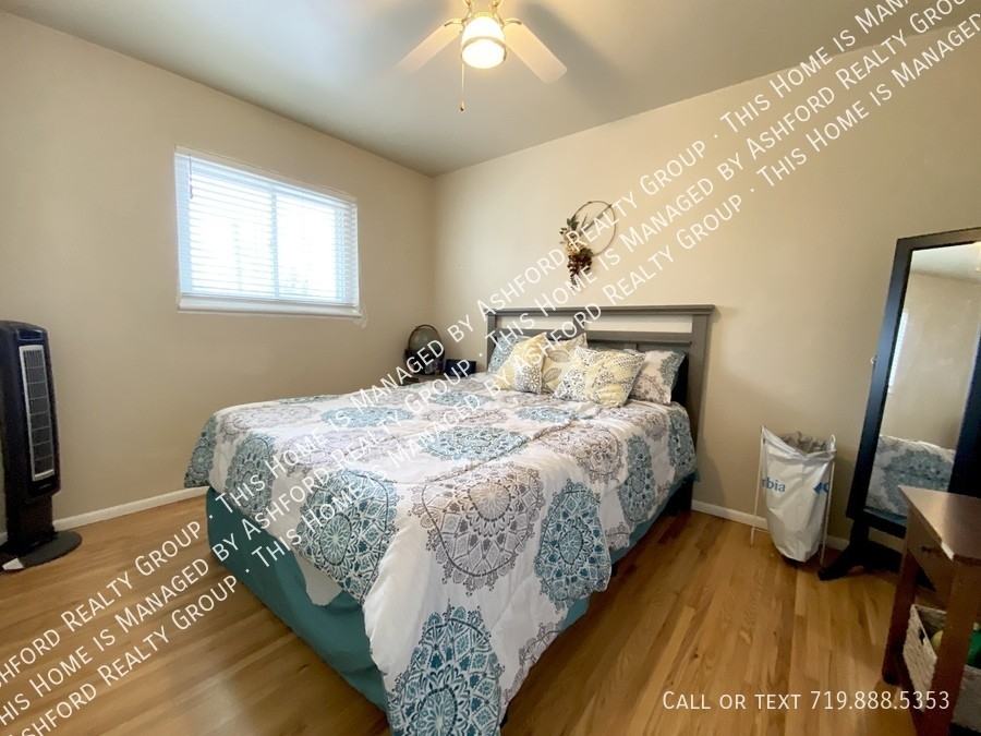 1413 Bates Dr - Photo 2 of 9