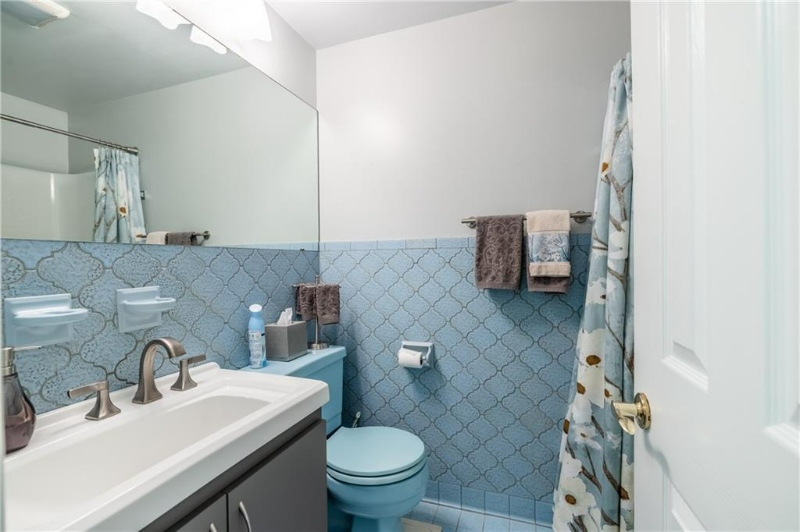 324 Paddy Hill Dr - Photo 2 of 11