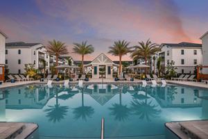 featured image of 800 Lombard Street