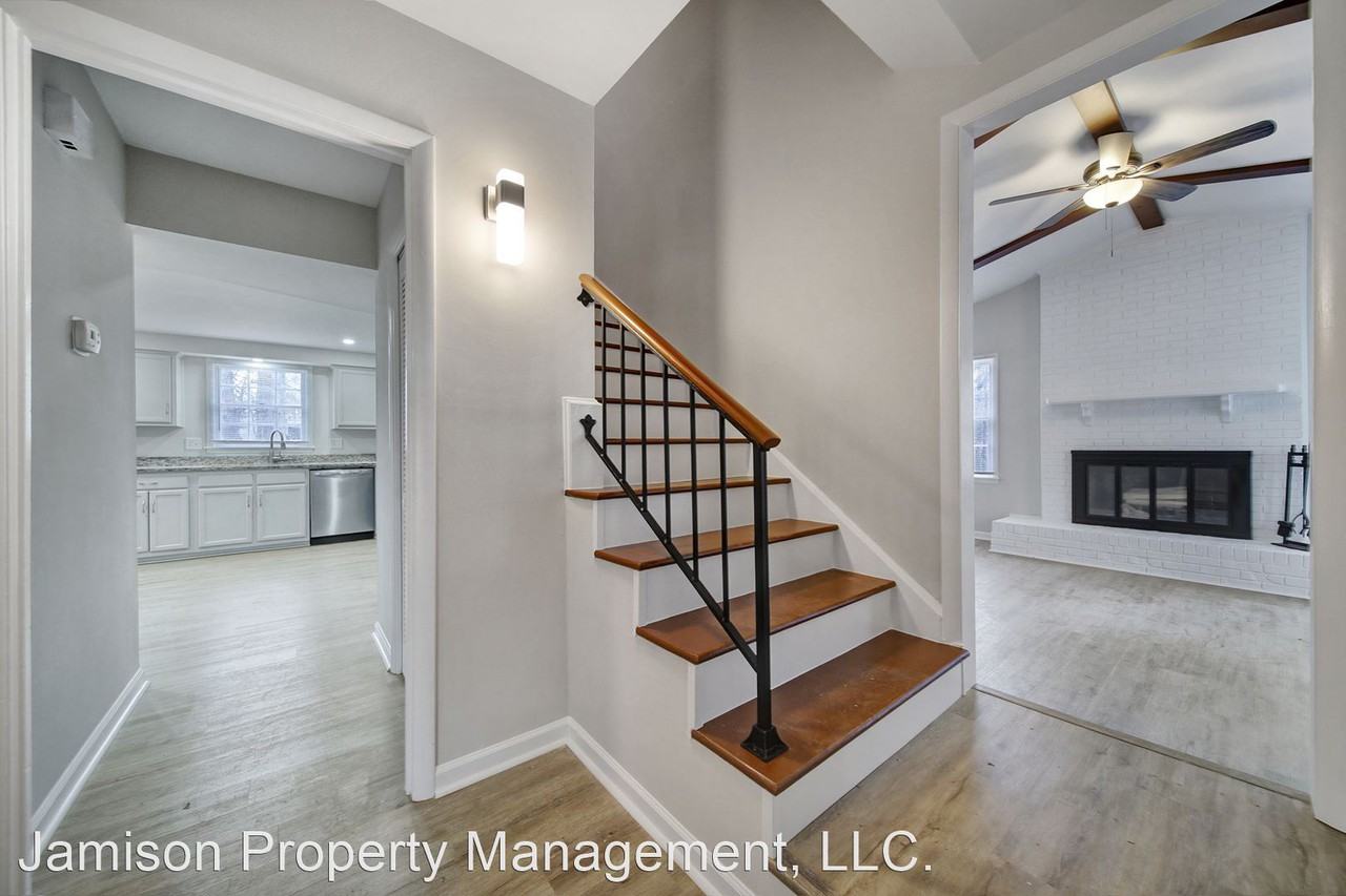 4908 Rankin Pl - Photo 2 of 32