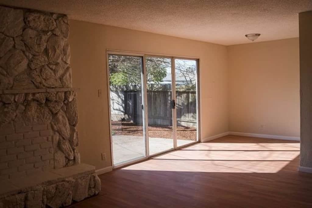 2266 Babette Way - Photo 2 of 11