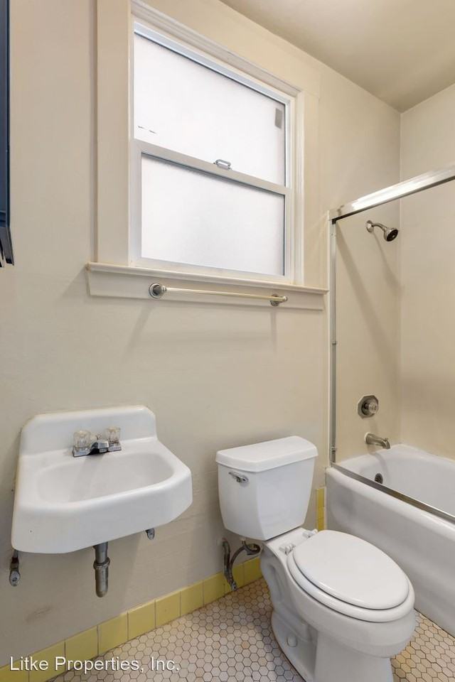 2350 Van Ness Ave. - Photo 3 of 8